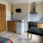 Studio To Let In Covent Garden With Kitchen