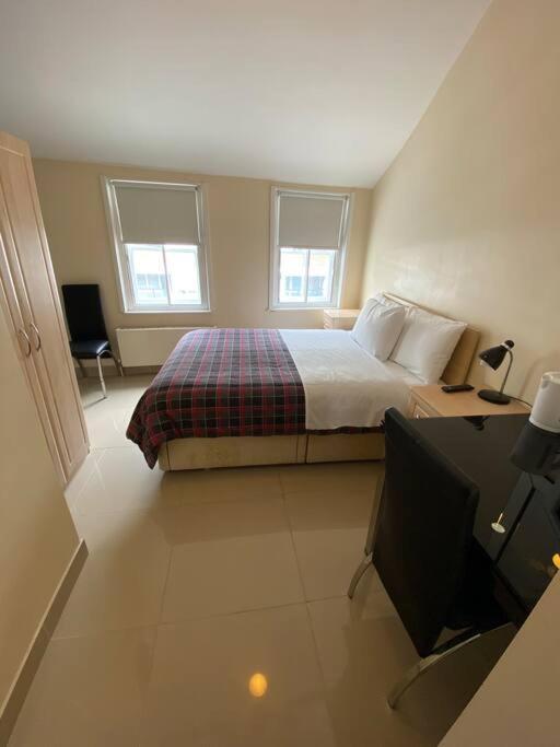 To Let In Covent Garden With Kitchen Londres
